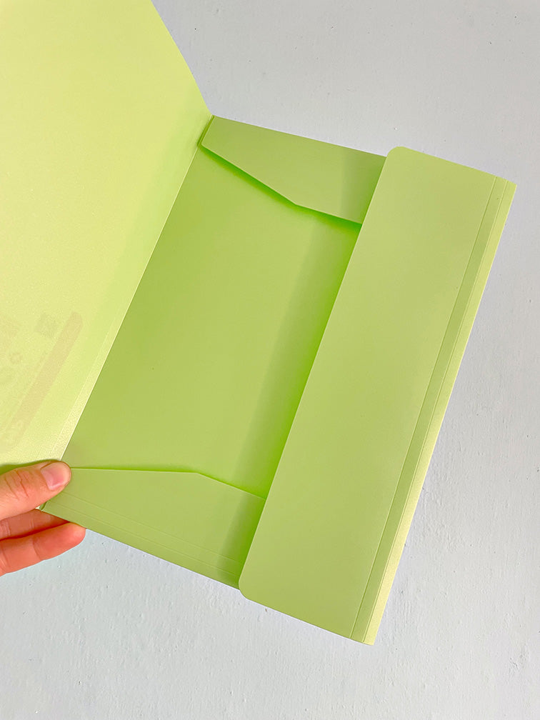 Carpeta Plástica Pastel A5 con Elásticos