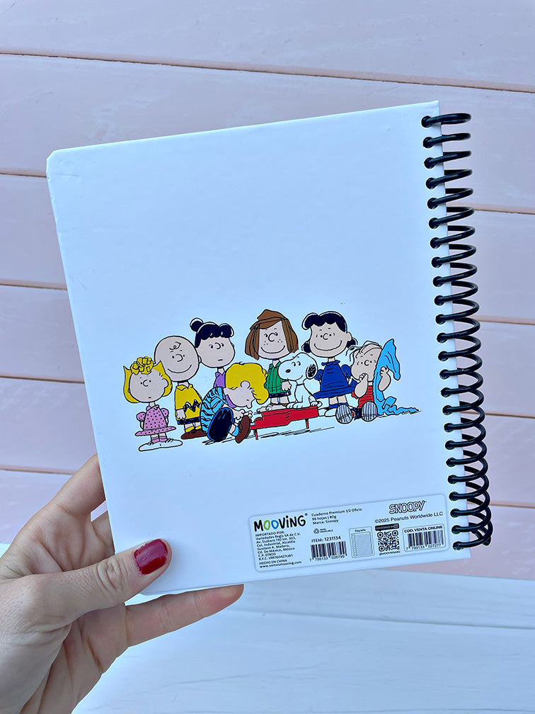 Cuaderno Premium 1/2 Oficio Snoopy Mooving