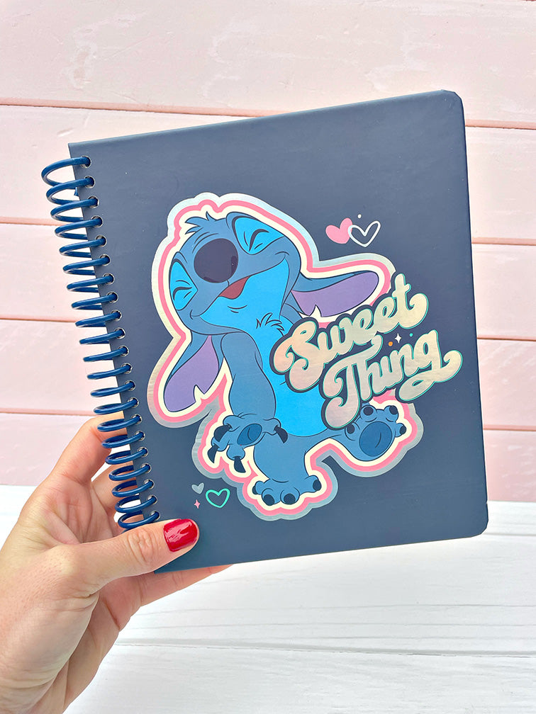 Cuaderno Premium 1/2 Oficio Stitch Mooving