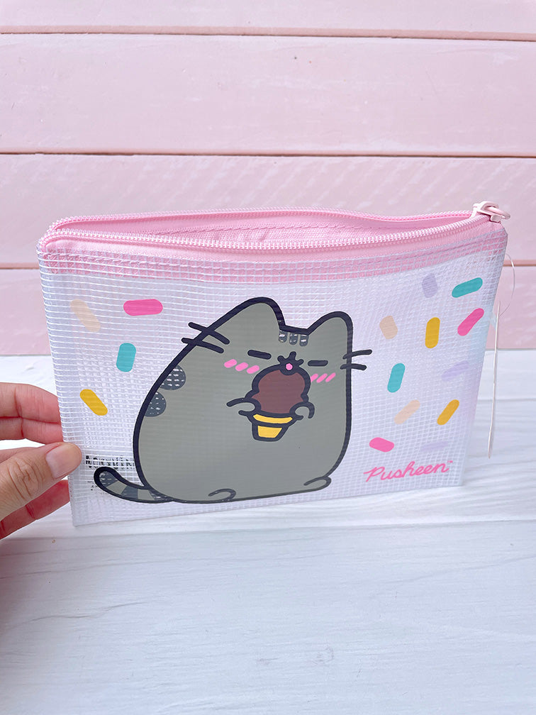 Sobre A5 con cierre con diseño Pusheen