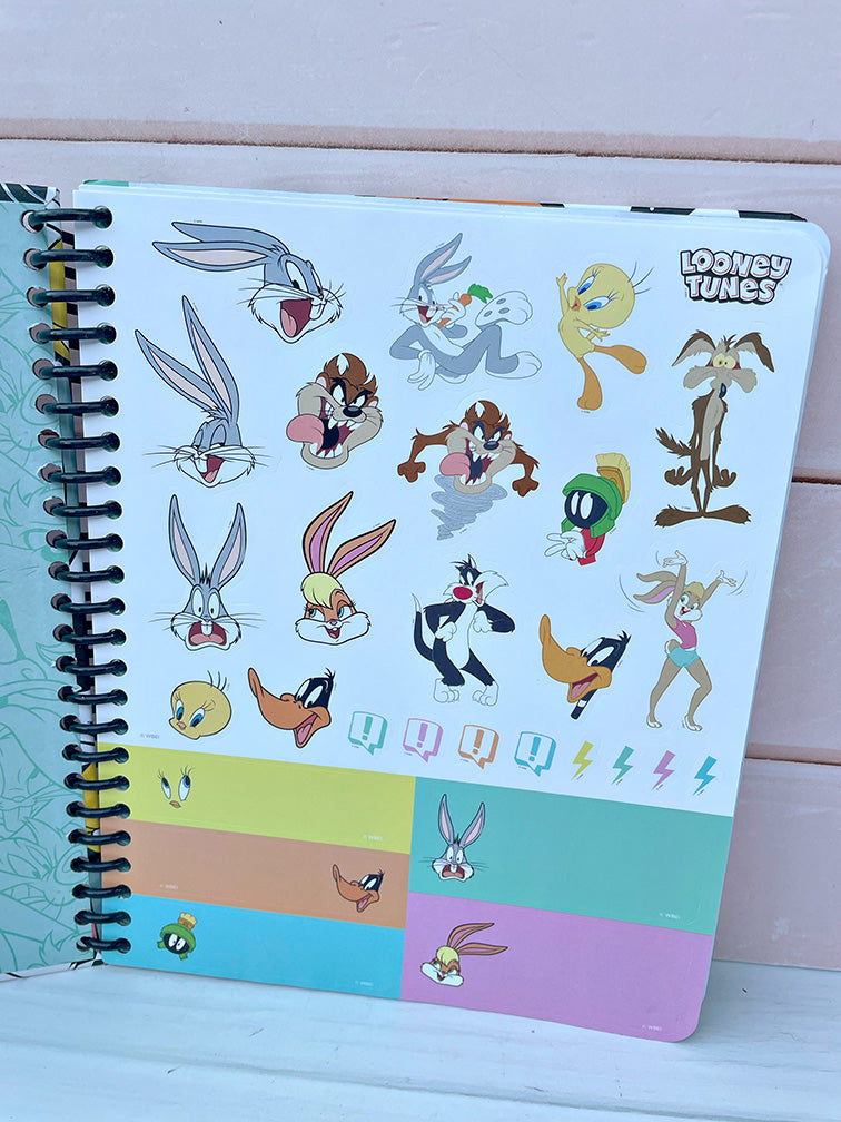 Cuaderno Premium 1/2 Oficio Looney Tunes Mooving