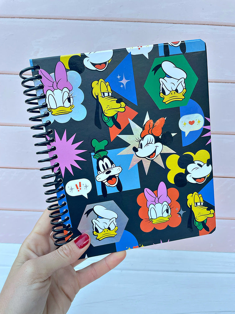 Cuaderno Premium 1/2 Oficio Mickey y Amigos Mooving