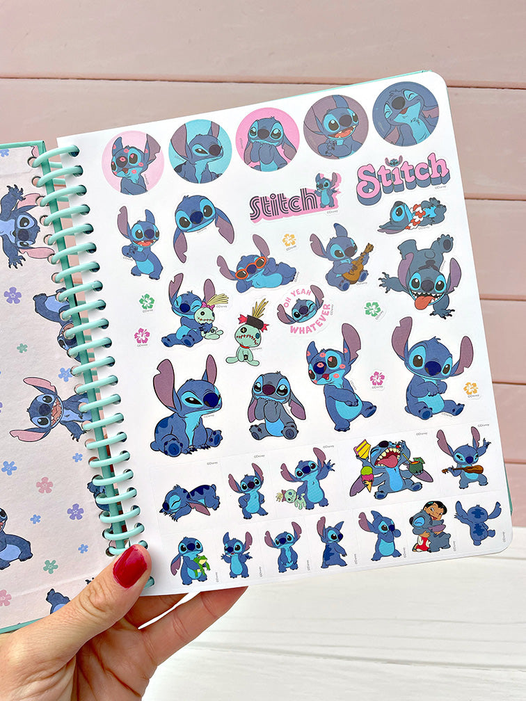 Cuaderno Premium 1/2 Oficio Stitch Mooving