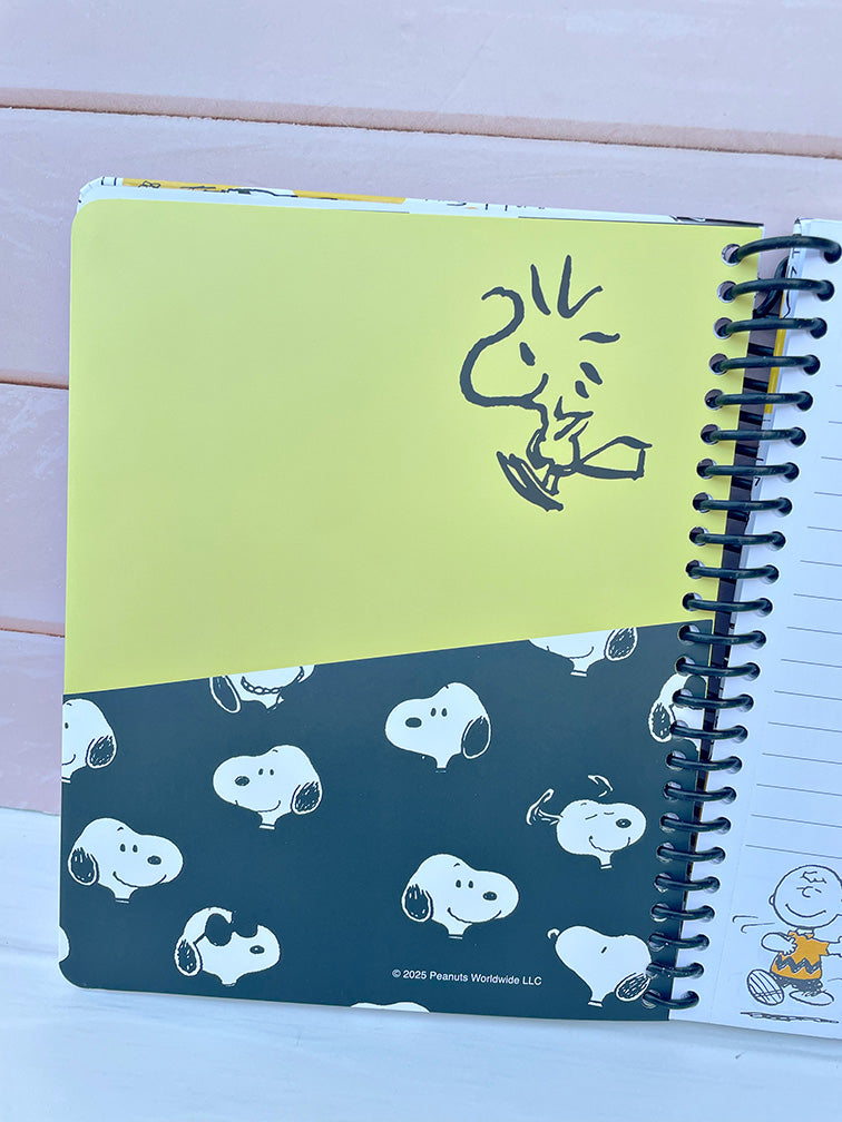 Cuaderno Premium 1/2 Oficio Snoopy Mooving