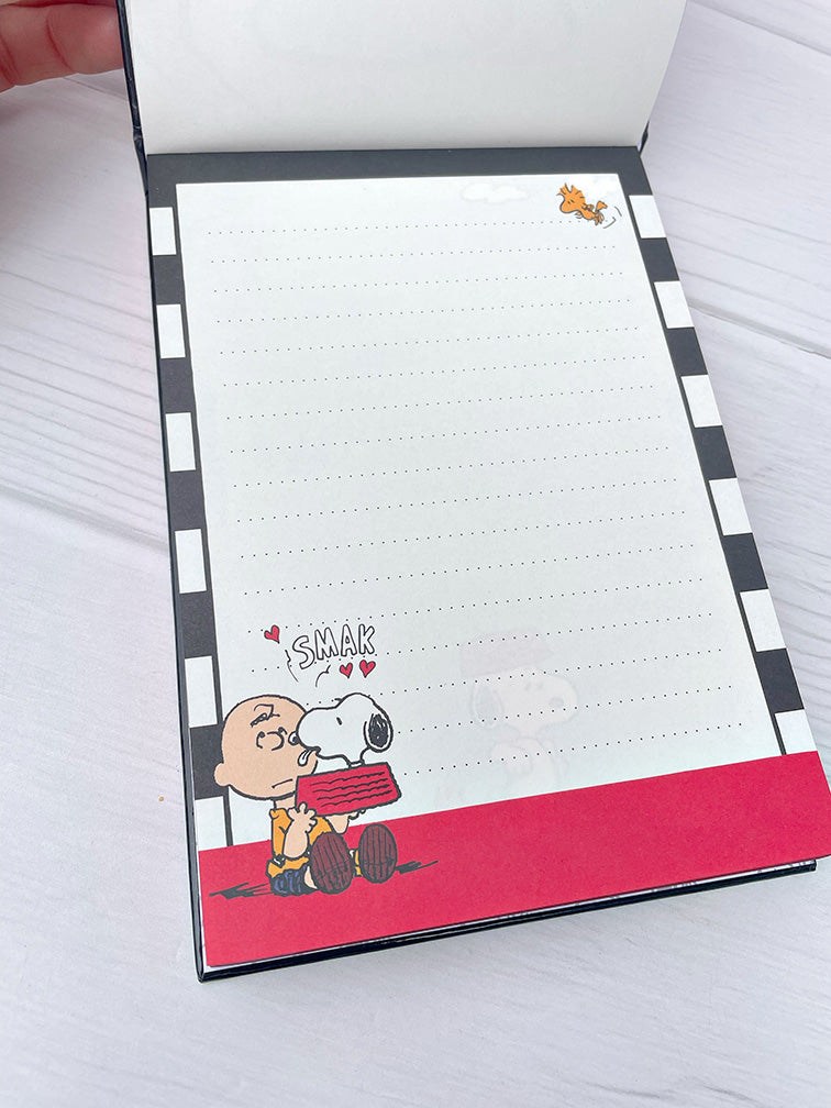 Block 120 hojas con diseños de Snoopy