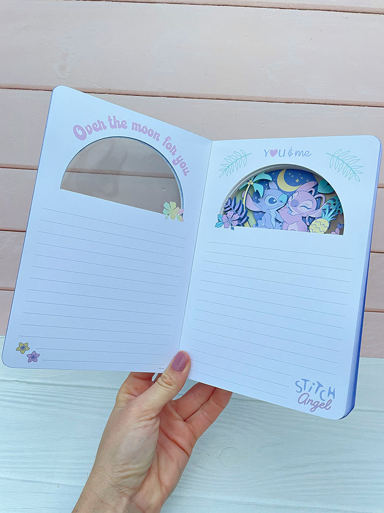 Cuaderno "Capas Mágicas" Stitch