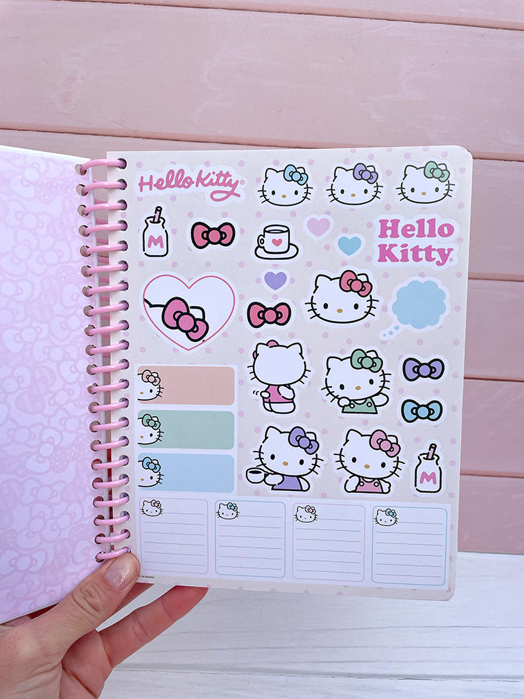 Cuaderno Premium 1/2 Oficio Hello Kitty Mooving