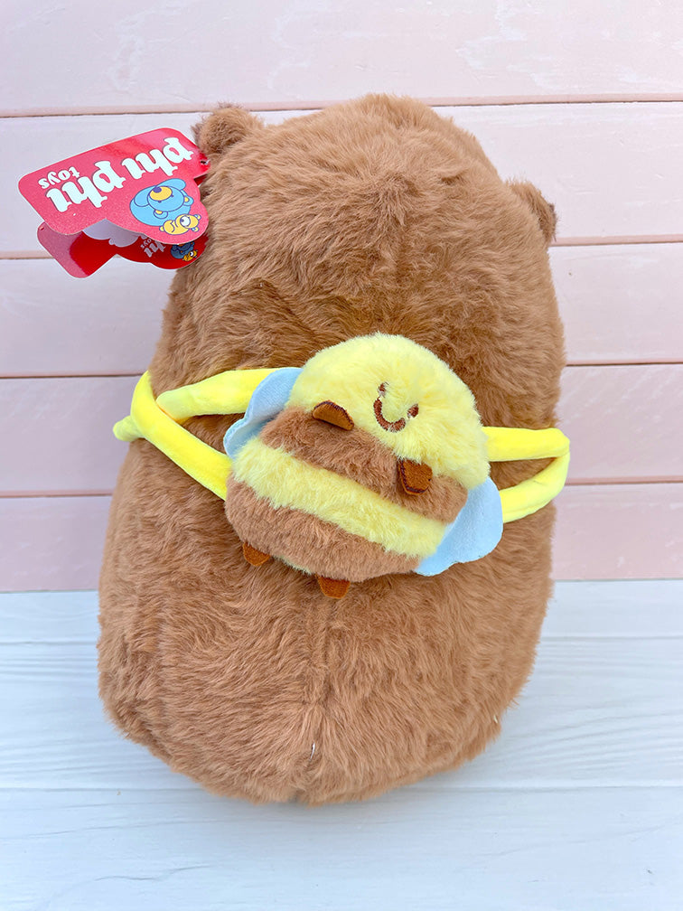 Peluche Capibara Phi Phi con Mochilita de Abeja 35 cm