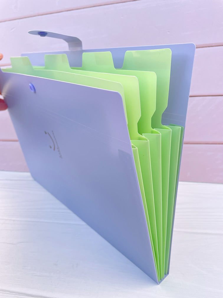 Carpeta Plástica con 5 Divisiones :)