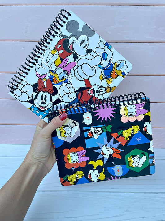 Cuaderno Premium 1/2 Oficio Mickey y Amigos Mooving