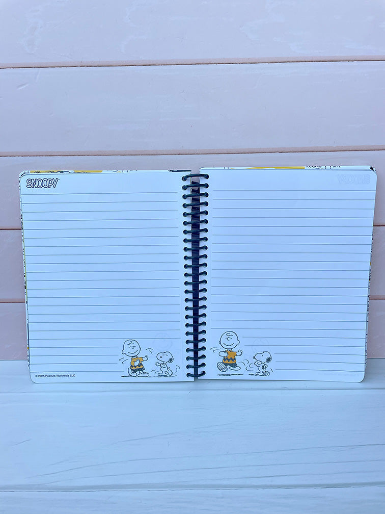 Cuaderno Premium 1/2 Oficio Snoopy Mooving