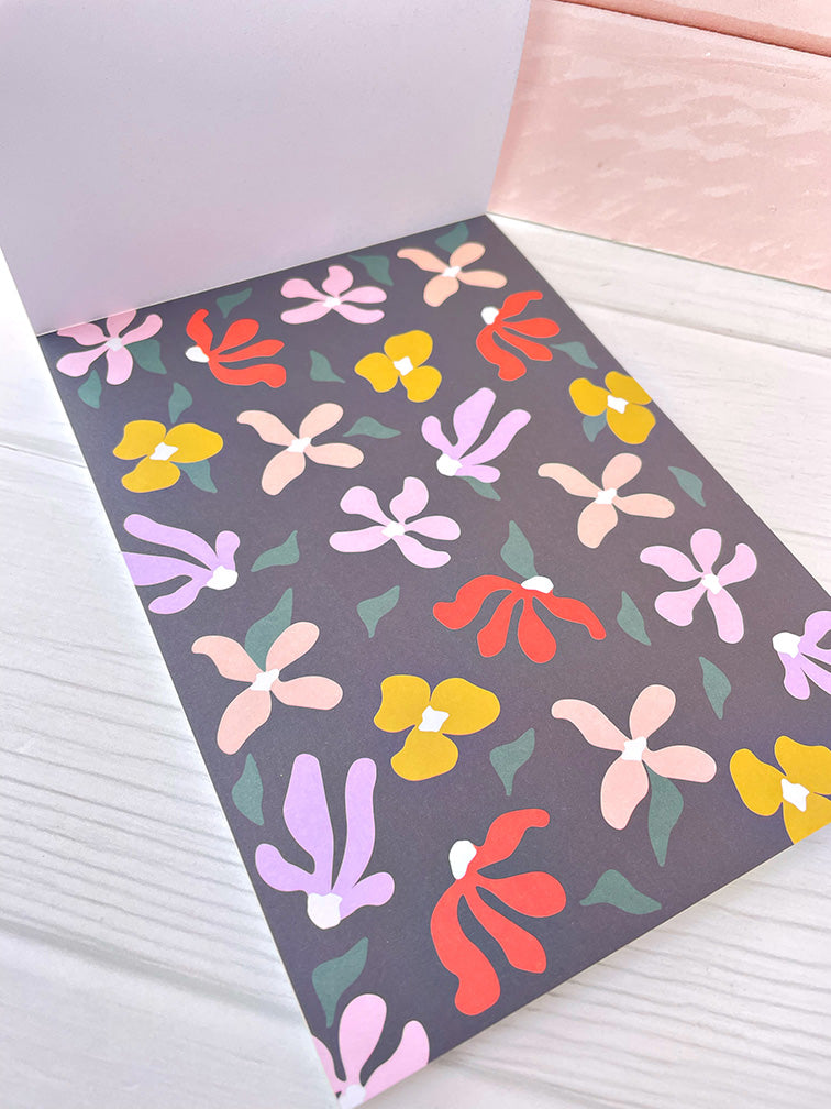 Block de 30 Hojitas Ilustradas "Creativa" Ibi Craft